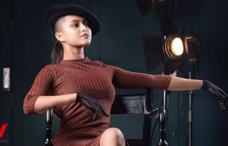 বিভিন্ন দেশেরফোনের কলার টিউন থেকে রিংটোন, পাশাপাশি এই গানের সঙ্গে তাল মিলিয়ে নাচের ভিডিও আপলোডও চলছে স্যোশাল মিডিয়ায়। ছবি: সংগৃহীত