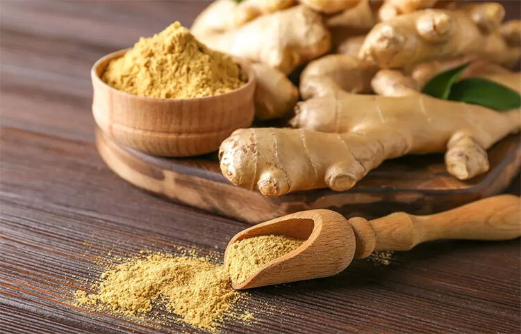 দৈনিক ১৫০০ মিলিগ্রাম আদা খাওয়া উত্তম। বিশেষ করে গর্ভাবস্থায় এর বেশি আদা খাওয়া মিসক্যারেজের আশঙ্কা ডেকে আনতে পারে। তাই এ অবস্থায় আদা বর্জন করা বা চিকিৎসকের পরামর্শ নিয়ে খাওয়াই উচিত। ছবি: সংগৃহীত