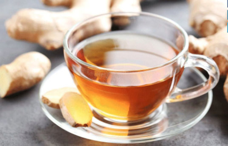 এক কাপ চায়ে যদি কয়েক কুচি আদা থাকে, তা হলে স্বাদ যেমন বাড়ে, সঙ্গে বাড়ে তার গুণও। এক কাপ খেলেই বহু সমস্যার সমাধান হতে পারে।