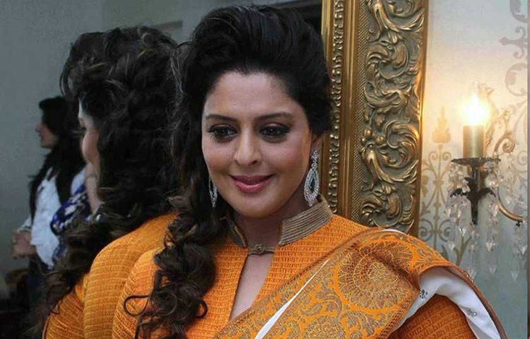 ১৯৯০ সালে নাগমার প্রথম ছবি। তিনি সালমানের নায়িকা হন ‘বাগি: এ রেবেল অব লভ’ ছবিতে। ‘কিং আঙ্কল’, ‘সুহাগ’, ‘লাল বাদশা’, ‘চল মেরে ভাই’, ‘ইয়ে তেরা ঘর ইয়ে মেরা ঘর’, ‘অব তুমহারে হাওয়ালে বতন সাথিয়ো’ ছবি নাগমার ক্যারিয়ারে উল্লেখযোগ্য।