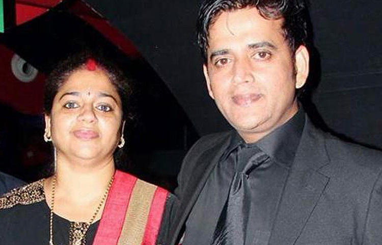 এক সাক্ষাৎকারে রবি জানিয়েছিলেন, তার বাড়িতে এসে প্রীতির সঙ্গে রান্নাও করতেন নাগমা। কোনো আপত্তি তো নয়ই। বরং, নাগমার সঙ্গে একই ছবিতে অভিনয়ের জন্য স্ত্রী প্রীতি তাকে উৎসাহ দিতেন বলে জানিয়েছিলেন রবি। তবে এই সম্পর্কও ভেঙে গিয়েছে।