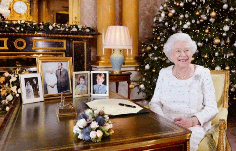 এই প্রাসাদকে বলা হয় ইংল্যান্ডের সবচেয়ে আরামদায়ক জায়গা। এটি ইংল্যান্ডের প্রথম কয়েকটি বাড়ির অন্যতম যেখানে প্রথমবার ফ্লাশিং টয়লেট, শাওয়ার বাথ, গ্যাস লাইটিংয়ের ব্যবস্থা ছিল। ১৮৭০ সাল নাগাদ পুনর্র্নিমাণ করা হয় এটি।