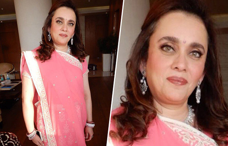 মমতা দালাল শুধু মাত্র ধীরুভাই আম্বানী ইন্টারন্যাশনাল স্কুলের শিক্ষকতাই করেন না, তিনি স্কুল অ্যাডমিনিস্ট্রেটরও।