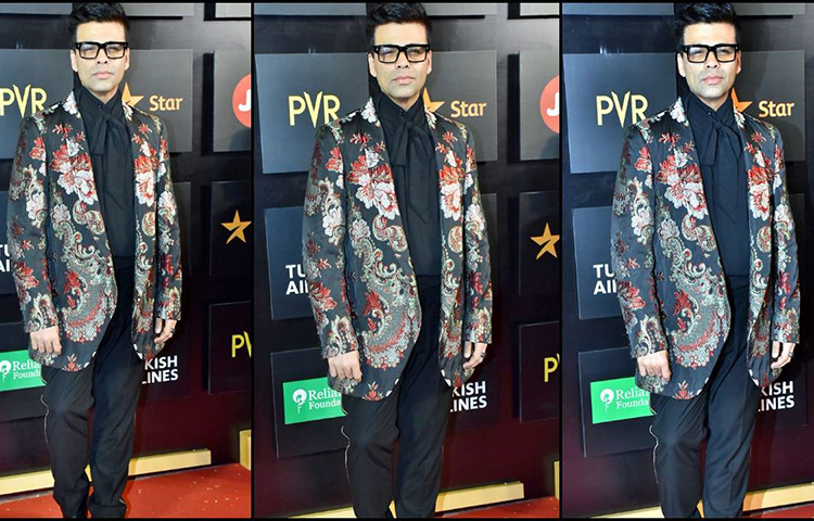 চশমায় করণ জহর।