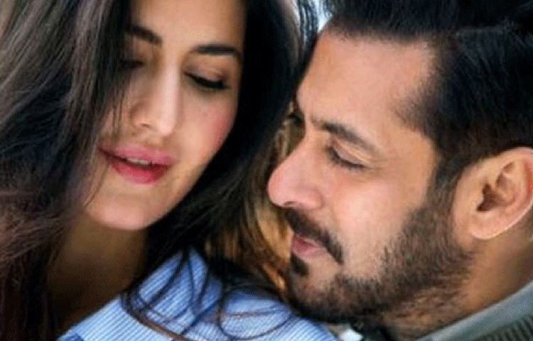 বরং দু’জনকে একে অপরকে ভালো বন্ধু হিসাবেই মেনে এসেছেন। ব্রেক আপের পর ‘এক থা টাইগার’, ‘টাইগার জিন্দা হ্যায়’- এই দুটো ফিল্মে দু’জনে একসঙ্গে অভিনয় করেছেন। সালমানের প্রসঙ্গে ক্যাটরিনা বলেছিলেন, ‘আমি ব্যক্তিগতভাবে মনে করি সালমান আমার জন্য খুব গুরুত্বপূর্ণ। ওর উপদেশ আমাকে খুব সাহায্য করে।’