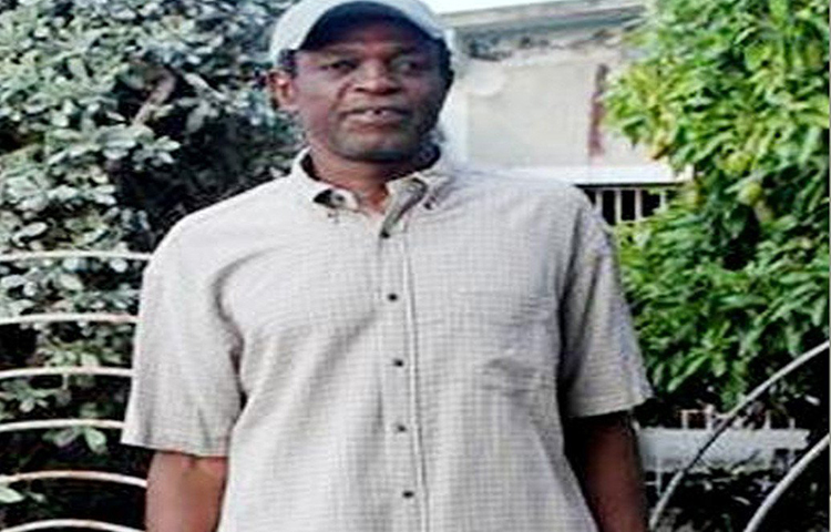 ৫৫ বছর বয়সি প্যাটারসন তখন থাকেন জামাইকায় ছোট্ট একটা একতলা বাড়িতে। ক্রিকেট থেকে বহুদূরে। জানেনই না মেয়েদের ক্রিকেট এতদূর এগিয়েছে! ক্রিকেট থেকে সরে আসার পরে কী করেননি তিনি! পরিবার-বিচ্ছিন্ন হয়ে আশ্রয় হারিয়ে এক সময় ভবঘুরের মতো জীবনও কাটিয়েছেন।