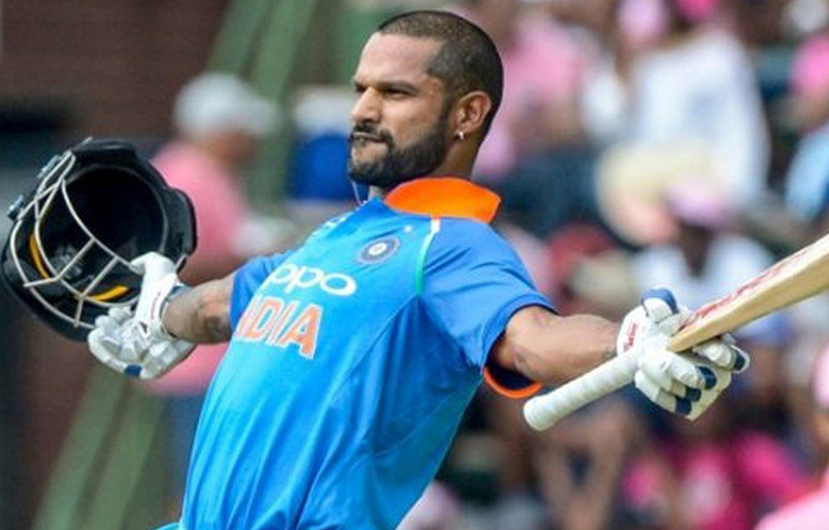 শিখর ধাওয়ান: দক্ষিণ আফ্রিকার বিরুদ্ধে সদ্যসমাপ্ত টি-টোয়েন্টি সিরিজের দুই ম্যাচে বাঁ-হাতি ওপেনার করেছেন ৪০ ও ৩৬। বড় রান না পেলেও ফর্মে থাকার ইঙ্গিত দিয়েছেন। পরের বছর বিশ্বকাপের ভাবনায় থাকতে গেলে ধারাবাহিক হতেই হবে তাকে। অবশ্য এই ফরম্যাটে রোহিতের সঙ্গে ওপেনার হিসেবে তিনিই প্রথম পছন্দ টিম ম্যানেজমেন্টের।