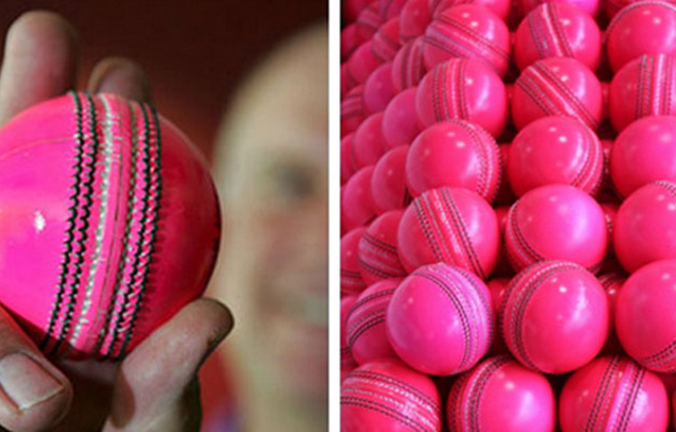 জানা গিয়েছে, এসজি-র কাছে ৭২টি গোলাপি বলের অর্ডার দিয়েছে ভারতীয় বোর্ড। ঝুঁকি না নিয়ে বেশি সংখ্যক বল হাতে রাখতে চাইছে বোর্ড। সেই জন্য পাঁচ দিনে মোট ১৫টি সেশনের জন্য ৭২টি বল থাকবে।