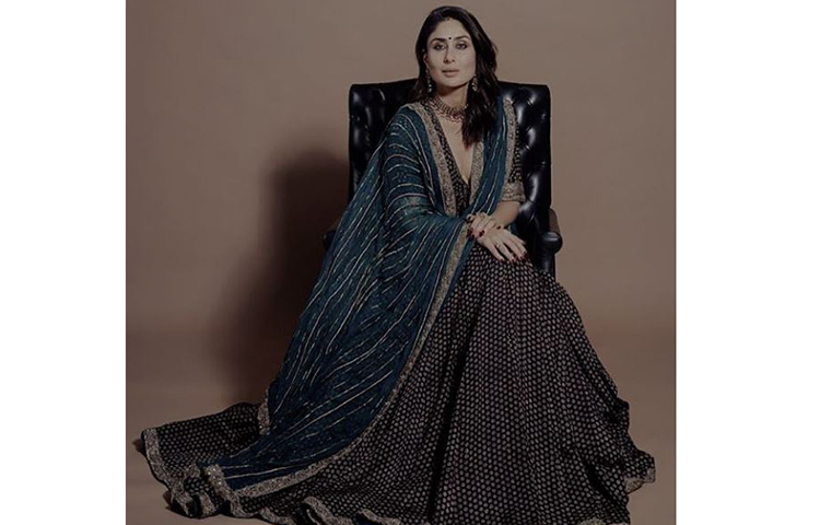 দীপাবলিতে রাজকীয় পোশাকে কারিনা কাপুর।
