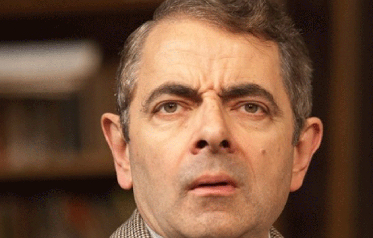 ১৯৫৫ সালে ইংল্যান্ডে জন্ম অ্যাটকিনসনের। চার ভাইয়ের মধ্যে সবচেয়ে ছোট ছিলেন তিনি। পড়াশোনাতে খুব মেধাবী ছিলেন। নিউক্যাসল ইউনিভার্সিটি থেকে ইলেক্ট্রনিক্স ইঞ্জিনিয়ারিং করেন। কিন্তু থেমে থাকেননি তিনি। এরপর ১৯৭৫ সালে অক্সফোর্ড ইউনিভার্সিটি থেকে ইলেকট্রিক্যাল ইঞ্জিনিয়ারিংয়ে স্নাতকোত্তর ডিগ্রি লাভ। তার গবেষণাপত্র প্রকাশিত হয় ১৯৭৮ সালে।