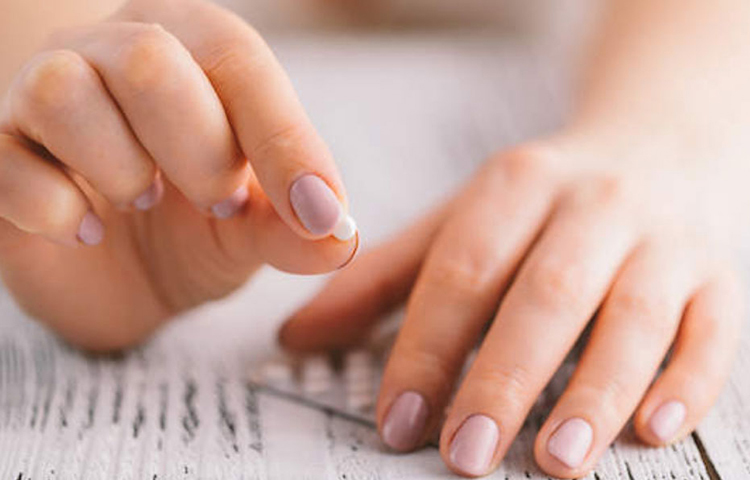 সব শেষে একটা জরুরি কথা! অপরিকল্পিত ভাবে যৌন সঙ্গমের পর প্রথমেই গর্ভনিরোধক ওষুধ না খেয়ে চিকিত্সকের পরামর্শ নেওয়া অত্যন্ত জরুরি।