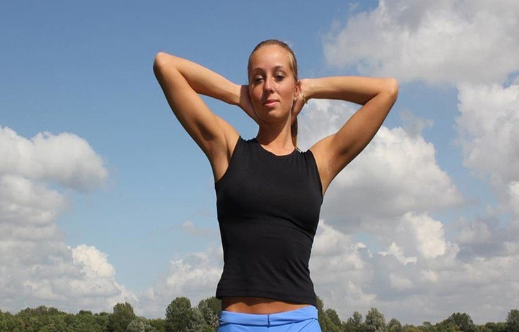 এ বছরই পর্ন ইন্ডাস্ট্রি থেকে বিদায় নেওয়ার কথা জানিয়েছেন ভেরোনা। দু’টি চুক্তি শেষ হওয়ার অপেক্ষায় আছেন তিনি।