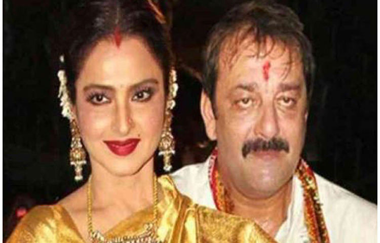 শুধু বিনোদ মেহরা অথবা অমিতাভ নন, শত্রুঘ্ন সিন্হা, রাজ বব্বর, কমল হাসান এমনকি সঞ্জয় দত্তের সঙ্গেও তাকে নিয়ে রটেছিল নানা রকমের গসিপ। তবে সে সবে থোড়াই কেয়ার ‘উমরাও জান’-এর। চিরকালই নিজের স্টাইল, 
গ্লামার এবং ড্রেসিং সেন্সে নজর কেড়ে এসেছেন তিনি। কাঞ্জিভরমে তিনি অপরূপা।