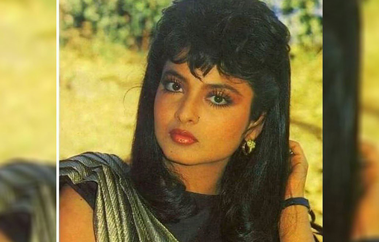 চোখে হাজার স্বপ্ন মেয়েটার। কিন্তু স্বপ্ন পূরণের উপায় জানা নেই। পরিবারে চরম দারিদ্র। ক্রমাগত আসতে থাকে ‘বি গ্রেড’ তেলেগু ছবির অফার। বলিউডের পাড়ায় পাড়ায় তিনি তখন ক্রমাগত অডিশন দিয়ে চলেছেন। কিন্তু গায়ের রং কালো। আর সেলুলয়েডে তখন সুন্দরী মানেই প্রথম শর্ত ফরসা হতে হবে। হিন্দিও জানতেন না একেবারেই। তাই প্রযোজক-পরিচালকরাও একে একে ফিরিয়ে দিতে থাকেন তাকে।