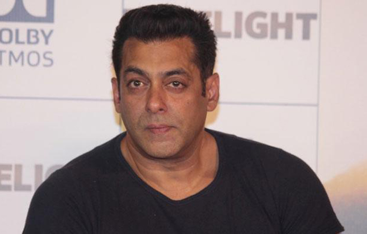 সালমান যে আর কখনো বিয়ে করবেন না, পাকাপাকিভাবে সেই কথা তিনি জানিয়েও দিয়েছেন।