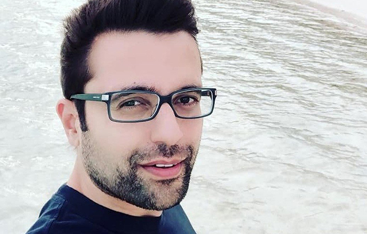 সন্দীপ মহেশ্বরীর নিজের জীবনের সিংহভাগ জুড়ে আছে স্ট্রাগল। হয়তো নিজেকে আয়নায় দেখতে পান বলেই তার কথা ম্যাজিকের মতো কাজ করে। জীবনের ওঠাপড়াকে খুব কাছ থেকে দেখেছেন সন্দীপ।