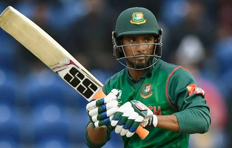 ভারতের বিরুদ্ধে টি-টোয়েন্টি সিরিজে বাংলাদেশকে নেতৃত্ব দেবেন মাহমুদুল্লাহ। টি-টোয়েন্টি ম্যাচ খেলার ভালো অভিজ্ঞতা রয়েছে তার। ব্যাট ও বল হাতে সম্প্রতি ভালো পারফরম্যান্সও করেছেন তিনি। টি-টোয়েন্টি ক্রিকেটে মাহমুদুল্লার স্ট্রাইক রেট ১২০।