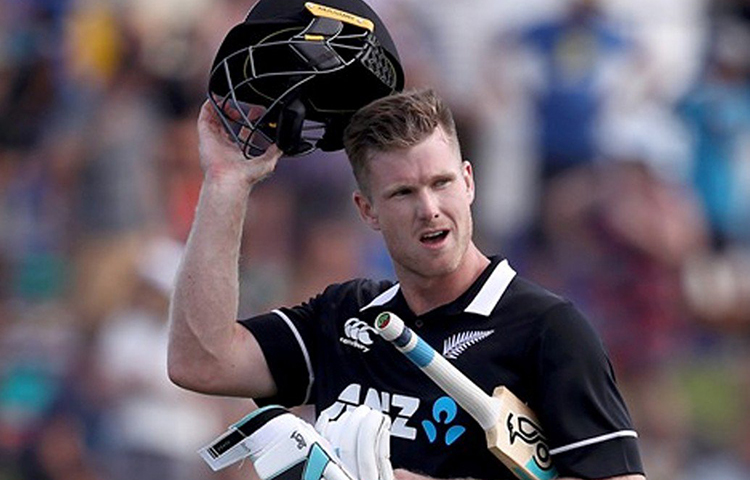 বল হাতেও তিনি দক্ষ। সাকিব চলে যাওয়ায় একজন বিদেশি অলরাউন্ডারের দরকার সানরাইজার্স-এর। কিউয়ি ক্রিকেটারকে সানরাইজার্সের জার্সি পরে খেলতে দেখা যেতেই পারে।