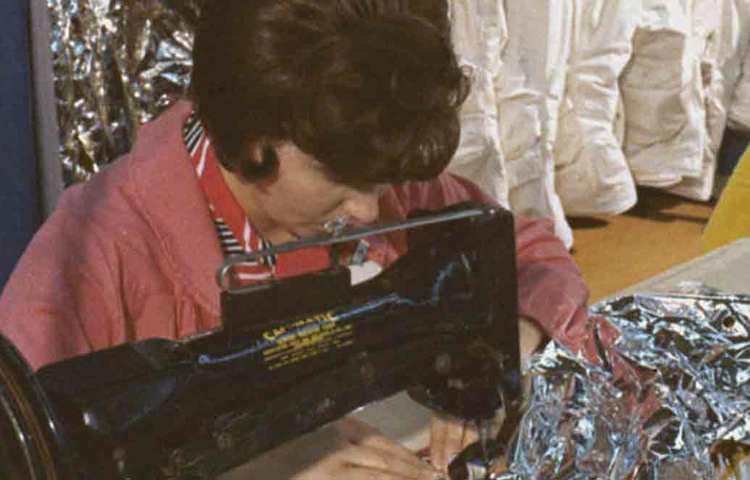 অনেকের কাছেই যা অজানা, তা হল, এই ল্যাটেক্স কর্পোরেশন-এর একটি শাখা মহিলাদের অন্তর্বাসও তৈরি করে।