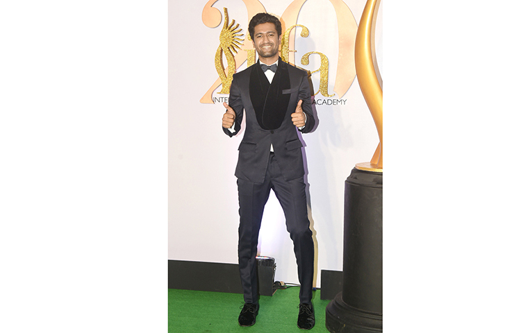 ভিকি কৌশল।