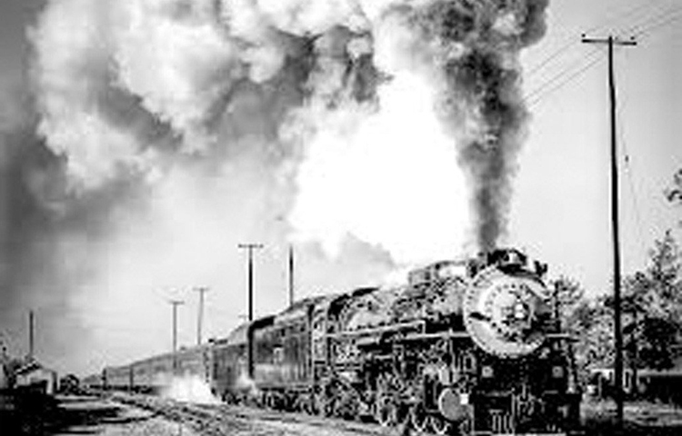 সৎ বাবার অত্যাচারে বিরক্ত ও হতাশ হারল্যান্ড বাড়ি ছাড়লেন তেরো বছর বয়সে। চলে গেলেন ইন্ডিয়ানার অন্য প্রান্তে। মায়ের অনুরোধে আশ্রয় জুটল এক আত্মীয়ের বাড়িতে। শুরু হল নানা রকমের জীবিকা সংস্থান। কী করনেনি হারল্যান্ড! বাসের কন্ডাক্টর, সেনাবাহিনীতে চাকরি, রেল ইঞ্জিনে বেলচা দিয়ে কয়লা ফেলা, কয়লার ইঞ্জিনের ছাই সাফাইয়ের কাজ- বিচিত্র ভূমিকায় দেখা গিয়েছে হারল্যান্ডকে।