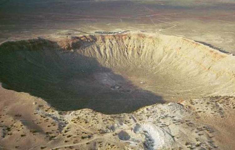 স্বপ্নভঙ্গ তাকে সরিয়ে আনতে পারেনি বিজ্ঞানসাধনার পথ থেকে। সেই সাধনার অঙ্গ হিসেবেই ১৯৯৭ সালের জুলাই মাসে তিনি সস্ত্রীক পৌঁছেছিলেন পশ্চিম অস্ট্রেলিয়ার প্রত্যন্ত প্রান্ত ট্যানামি ট্র্যাকে।