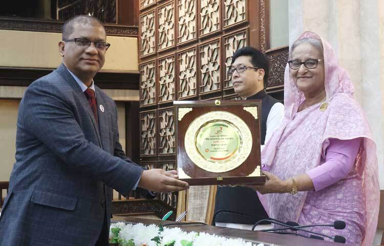 আজ সকালে প্রধানমন্ত্রী ফেলোশিপ ২০২৪-এর নির্বাচিত ফেলোদের অ্যাওয়ার্ড প্রদান অনুষ্ঠানে বক্তব্য রাখেন প্রধানমন্ত্রী শেখ হাসিনা। ছবি: ইয়াসিন কবির জয়