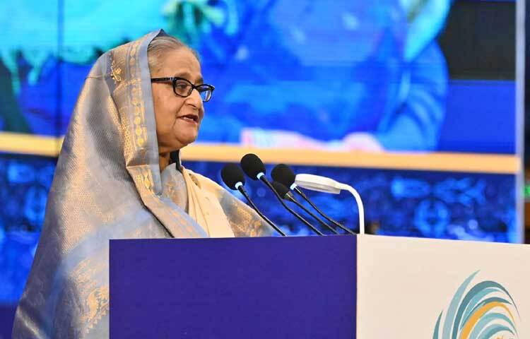 বঙ্গবন্ধু আন্তর্জাতিক সম্মেলন কেন্দ্রে বাংলাদেশ ইন্টারন্যাশনাল অ্যাকুয়াকালচার অ্যান্ড সিফুড শো ২০২৪ এর উদ্বোধন অনুষ্ঠানে প্রধান অতিথি হিসেবে উপস্থিত ছিলেন প্রধানমন্ত্রী শেখ হাসিনা। ছবি: ইয়াসিন কবির জয়