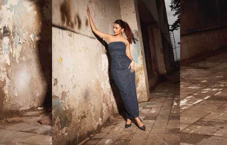 ক্যাপশনে লিখেছেন, ‘অল অ্যাবাউট ভাইব’-সঙ্গে জুড়ে দিয়েছেন হার্ট চিহ্ন। ছবি: ইনস্টাগ্রাম