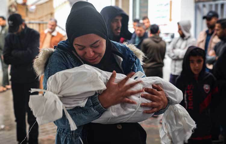 বছরজুড়ে গাজায় নির্বিচার হামলায় হত্যাযজ্ঞ চালিয়েছে ইসরায়েল।