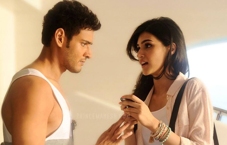 কৃতির চলচ্চিত্রে অভিষেক ২০১৪ সালে, তেলেগু ছবি নেনোক্কাদিনে-এ, যেখানে তিনি অভিনয় করেন সুপারস্টার মহেশ বাবুর বিপরীতে। তার অভিনয় ও উপস্থিতি নজর কাড়ে সমালোচক এবং দর্শক উভয়েরই।