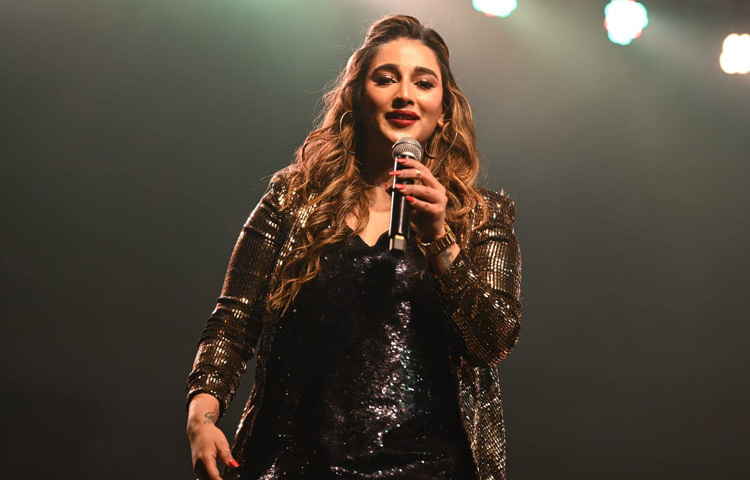 সায়ন্তিকা শুধু একজন অভিনেত্রী নন, তিনি একজন মাল্টিট্যালেন্টেড শিল্পী যিনি নাটক, টেলিভিশন, সিনেমা ও মঞ্চে সমান দক্ষতা প্রদর্শন করেছেন। তার অভিনয়ে যে প্রাঞ্জলতা ও গভীরতা, তা প্রতিবার দর্শকের হৃদয় ছুঁয়ে যায়।