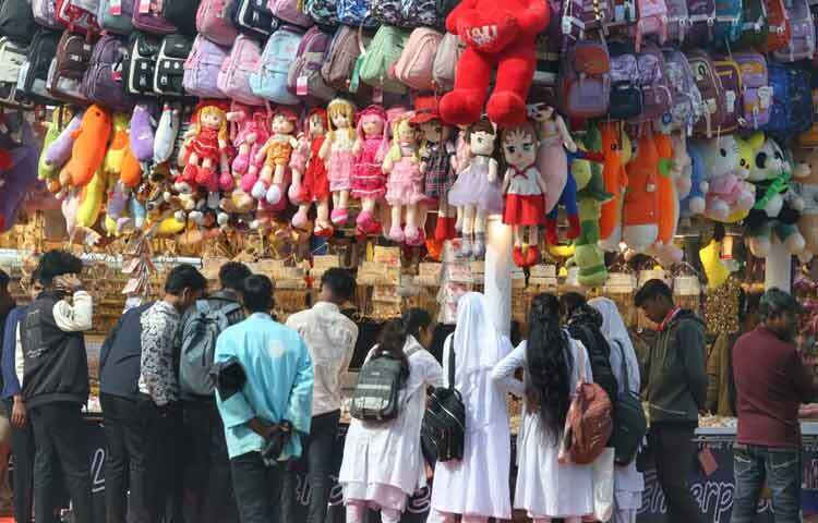 মেলায় রয়েছে শিশুদের জন্য আলাদা স্টল।