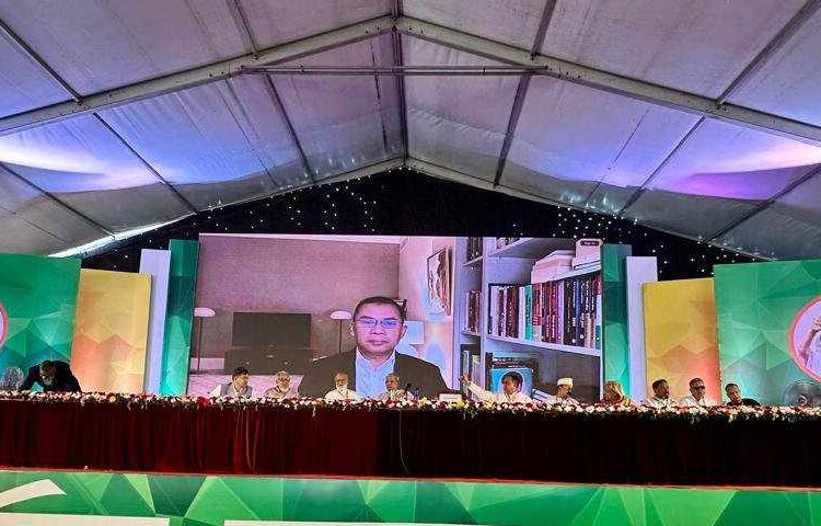 এতে লন্ডন থেকে ভার্চুয়ালি যুক্ত হয়ে সভাপতিত্ব করছেন দলের ভারপ্রাপ্ত চেয়ারম্যান তারেক রহমান। সভার উদ্বোধন ও সমাপনী পর্বে বক্তব্য রাখবেন তিনি।