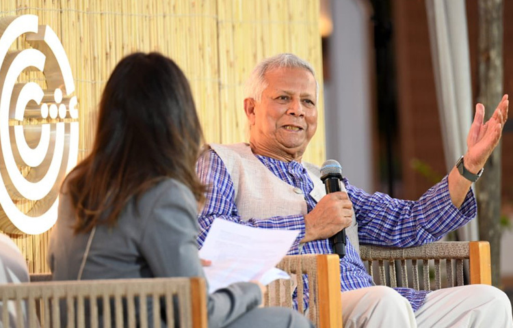 পরবর্তীতে প্রধান উপদেষ্টা জাপানের আরও ২টি মিডিয়া সংস্থা আসাহি সিম্বান এবং এনএইচকে সাক্ষাতকার দেবেন। সন্ধ্যায় প্রধান উপদেষ্টা নিক্কেই ফোরাম আয়োজিত নৈশভোজে অংশগ্রহণ করবেন।