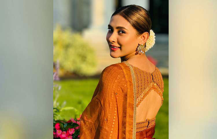 লাস্যময়ী এ অভিনেত্রী প্রায় সময়ই সুন্দর মুহূর্তের ছবি কিংবা ভিডিও সামাজিক যোগাযোগ মাধ্যমে শেয়ার করে মুগ্ধতা ছড়ান ভক্তদের মাঝে। ছবি: ফেসবুক থেকে