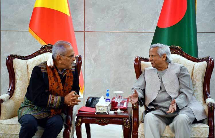 ঢাকা ত্যাগের আগে প্রধান উপদেষ্টা প্রফেসর মুহাম্মদ ইউনূসের সঙ্গে বিদায়ী সাক্ষাৎ করেন পূর্ব তিমুরের প্রেসিডেন্ট জোসে রামোস-হোর্তা। ছবি: পিআইডি