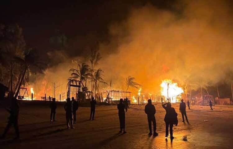 তবে সায়রী ইকো রিসোর্ট তাদের ফেসবুক পেজে জানিয়েছে, ‘আপনারা সবাই জানেন আমাদের পাশের রিসোর্ট বিচ ভ্যালি আগুনে পুড়ে গেছে। এতে আমাদেরও কিছু ক্ষতি হয়েছে। আজকে বিকেল নাগাদ আমরা ছবিসহ আপডেট দিব ইনশাআল্লাহ। আজকে আমাদের যাদের বুকিং আছে, কনফিউজড হবেন না। আমাদের রুমের কোনো ক্ষতি হয়নি।’