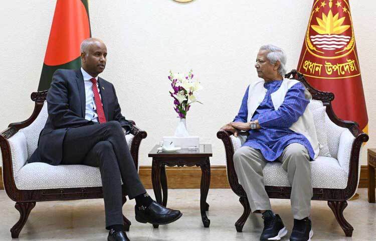 বাংলাদেশ ও কানাডার মধ্যে বিদেশি বিনিয়োগ প্রচার ও সুরক্ষা চুক্তি (এফআইপিএ) নিয়ে কারিগরি আলোচনার মাধ্যমে বাণিজ্য ও বিনিয়োগ সম্পর্ক আরও সম্প্রসারণের লক্ষ্যে কাজ চালিয়ে যাওয়ার প্রতিশ্রুতি পুনর্ব্যক্ত করেছে কানাডা।