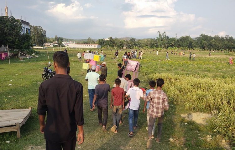 হারিয়ে যাওয়া ঐতিহ্যকে ফেরাতে মিরসরাইয়ে দ্বিতীয়বারের মতো অনুষ্ঠিত হয়েছে ঘুড়ি উৎসব।