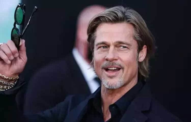 পিট অভিনয়ের পাশাপাশি তাঁর নিজস্ব প্রযোজনা সংস্থা ‘প্ল্যান বি এন্টারটেইনমেন্ট’ গড়ে তোলেন।