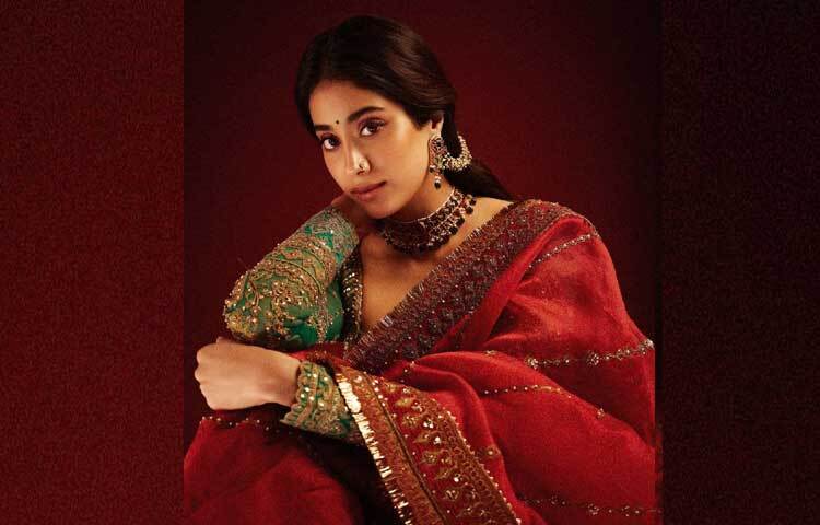 অভিনেত্রীর শেয়ার করা নজরকাড়া সব ছবিতে মুগ্ধ তার ভক্ত-অনুরাগীরা। ছবি: ইনস্টাগ্রাম