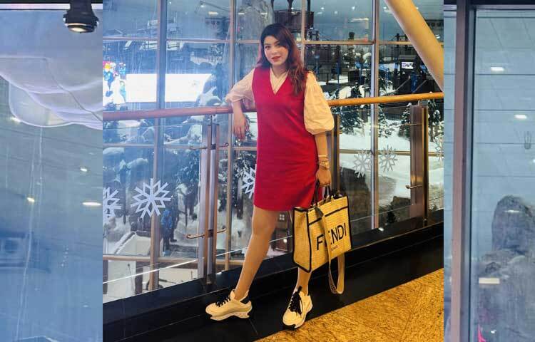 মিষ্টি জান্নাত অভিনীত এখন পর্যন্ত মুক্তিপ্রাপ্ত ছবির সংখ্যা চারটি। লাস্যময়ী এ অভিনেত্রীকে পর্দায় খুব বেশি দেখা না গেলেও সব সময় সরব থাকেন সোশ্যাল মিডিয়ায়। ছবি: ফেসবুক থেকে