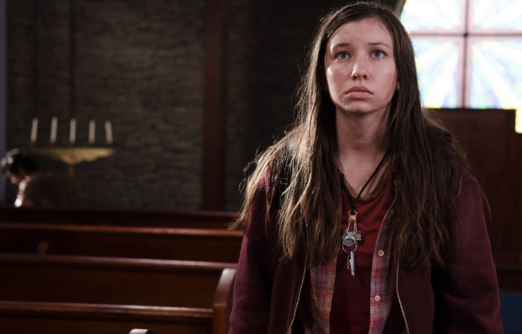 মাত্র ১১ বছর বয়সে টিভি পর্দায় অভিষেক। এরপরই শুরু হয় তার ধীর, কিন্তু আত্মবিশ্বাসী পথচলা।