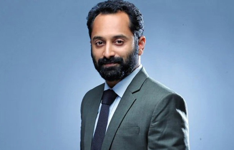 ফাহাদের অভিনয়ে কখনো তাকে আলাদা করে চেনা যায় না। সে হয়ে ওঠে ‘মাহেশ’, কখনো বা ‘শামি’ বা ‘দিলেশ পানাচার’। দর্শক ভুলে যায় এটা একজন অভিনেতার পারফরম্যান্স। মনে হয়, সে চরিত্রটা যেন বাস্তবেই আছে কোথাও।