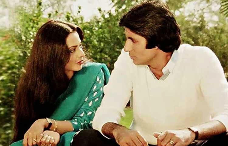 ‘সিলসিলা’ সিনেমায় অমিতাভ বচ্চন ও রেখার রসায়ন ছিল মুগ্ধকর। তাদের প্রথম একসঙ্গে দেখা যায় ‘দো আনজানে’ ছবিতে। এর পরের বছর ‘আলাপ’-এ পাওয়া গেছে এ জুটির আরেকটি দুর্দান্ত কাজ। ছবি: ফেসবুক থেকে