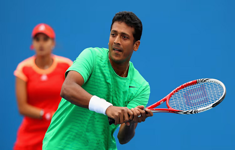 ১৯৯৯ সালে উইম্বলডন ও ইউএস ওপেনেও জয় আসে। এর মাধ্যমে মহেশ ভূপতি হয়ে ওঠেন প্রথম ভারতীয় পুরুষ খেলোয়াড়, যিনি গ্র্যান্ড স্ল্যাম জয়ের গৌরব অর্জন করেন।