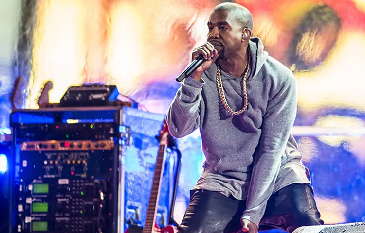 তার গানের মধ্যে যেমন আছে আবেগের গভীরতা, তেমনি আছে র‍্যাপের তীব্রতা ও আত্মবিশ্বাস। অনেকে তাকে র‍্যাপের কবি বলেন, আবার কেউ কেউ তাকে ‘মিউজিকের ম্যাড জিনিয়াস’ বলতেও পিছপা হন না।