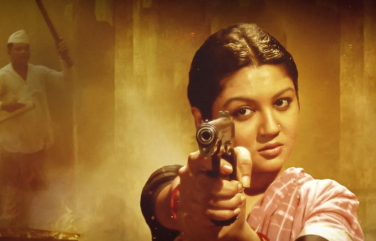 ‘গেরিলা’ ছবিতে মুক্তিযুদ্ধকালীন একজন সাহসিনী নারীর ভূমিকায় জয়ার অনবদ্য অভিনয় আজও অনেকে মনে রেখেছেন। তিনি শুধু চরিত্র ধারণ করেননি, নিজেকে চরিত্রে বিলীন করে দিয়েছেন। এ ছবির জন্য তিনি জাতীয় চলচ্চিত্র পুরস্কারও অর্জন করেন।