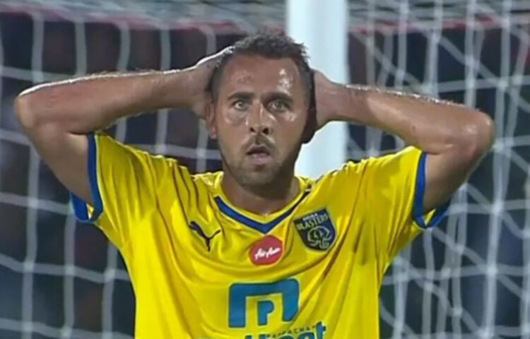 তার ক্যারিয়ারের সবচেয়ে উল্লেখযোগ্য দিক হলো তিনি কখনো হাল ছাড়েননি। ইনজুরি, ফর্মের ওঠানামা কিংবা দল বদলের ধাক্কা সবকিছুর মধ্যেও মাঠে নামার তাগিদ তাকে এগিয়ে রেখেছে।